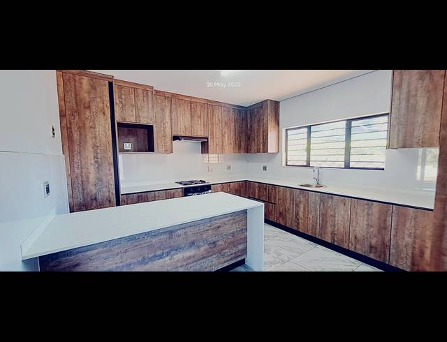 15 BEDROOM GATED ESTATE FOR SALE IN ALBERT FALLS